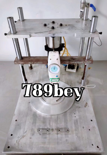 Pointer type tensile pressure gauge